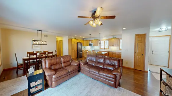 64562 270th ST, Alden, MN 56009