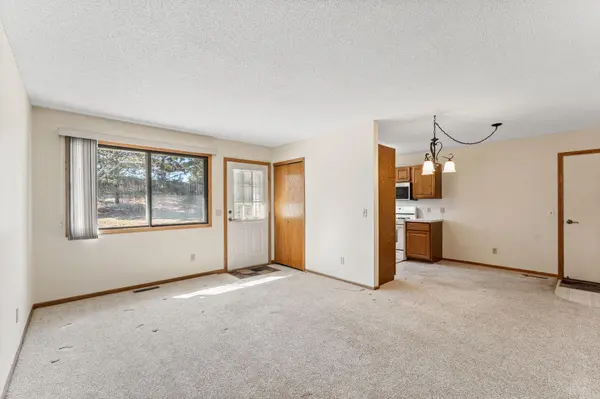 8543 S Pond TRL, Champlin, MN 55316