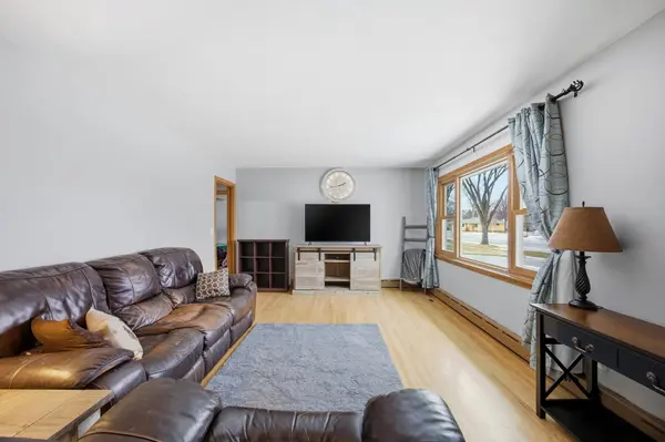 1813 13th ST S, Moorhead, MN 56560