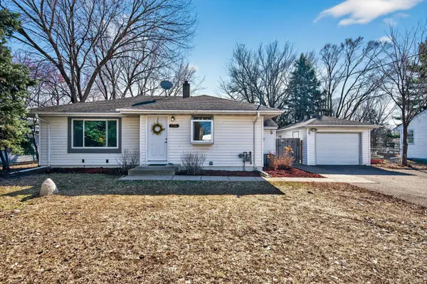 126 Hayden Lake RD E, Champlin, MN 55316