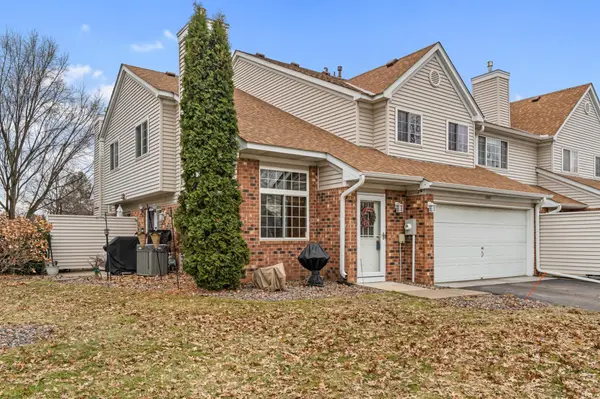 1203 Bay CV #52, White Bear Lake, MN 55110