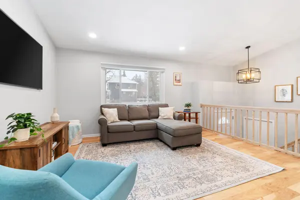 16500 The Strand, Minnetonka, MN 55345