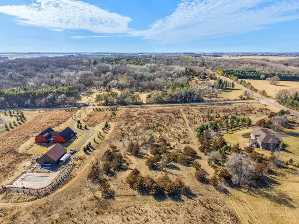 5131 Trading Post TRL S,  Afton,  MN 55001