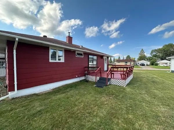 30 Fir CIR, Babbitt, MN 55706