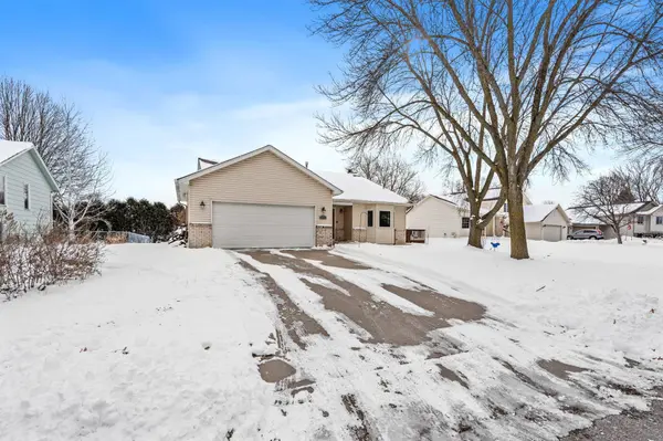 8936 Norwood LN N, Maple Grove, MN 55369