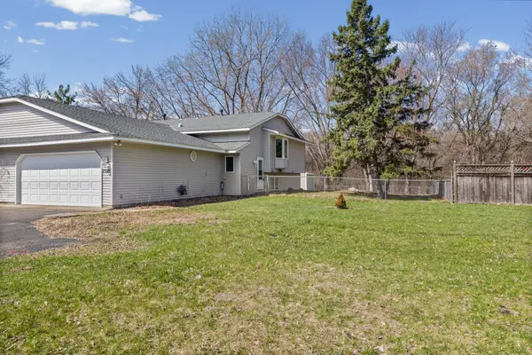 7521 Xerxes AVE N, Brooklyn Park, MN 55444