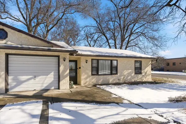 414 Upland AVE NW, Elk River, MN 55330