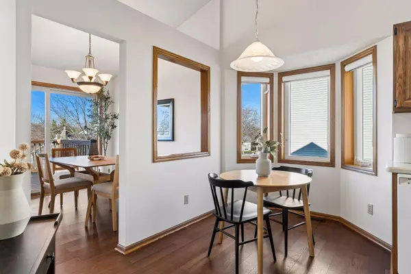 1011 Boston Hill RD, Eagan, MN 55123