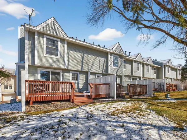 10675 Sherman DR, Eden Prairie, MN 55347