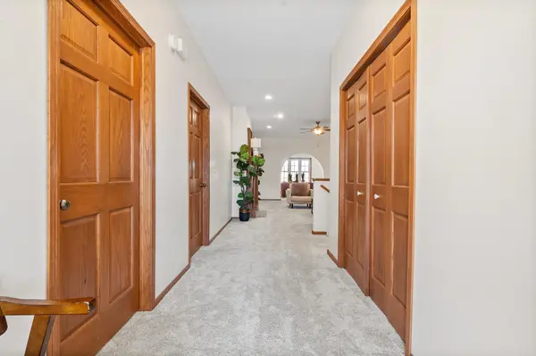205 Ashley LN, Alexandria, MN 56308