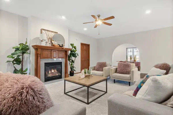 205 Ashley LN, Alexandria, MN 56308