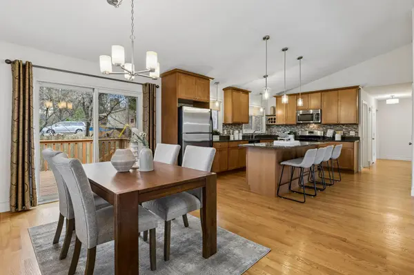 14401 Tonkadowns DR, Minnetonka, MN 55345