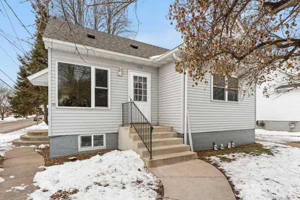 300 3rd ST SW, Cokato, MN 55321