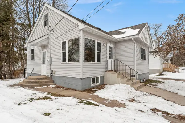 300 3rd ST SW, Cokato, MN 55321