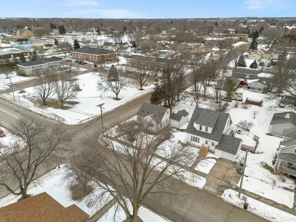 300 3rd ST SW, Cokato, MN 55321