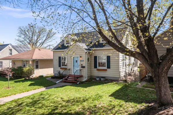 4429 32nd AVE S, Minneapolis, MN 55406
