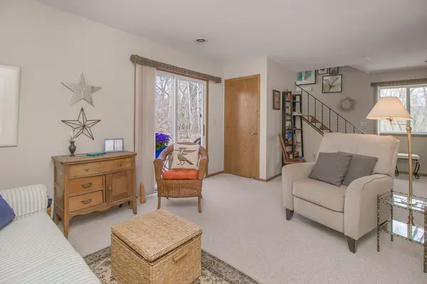 967 104th LN NW, Coon Rapids, MN 55433