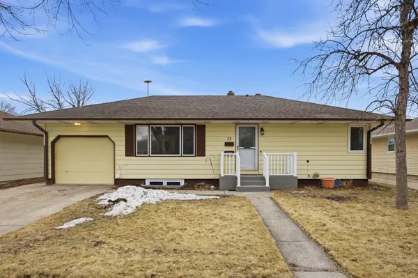 77 18th AVE N, Fargo, ND 58102