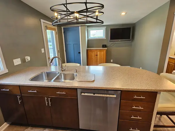 108 NW Lewison ST, Adams, MN 55909