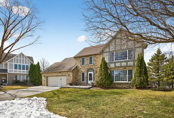 4236 Stoneham LN NW, Rochester, MN 55901