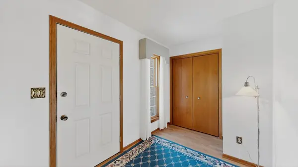 4236 Stoneham LN NW, Rochester, MN 55901