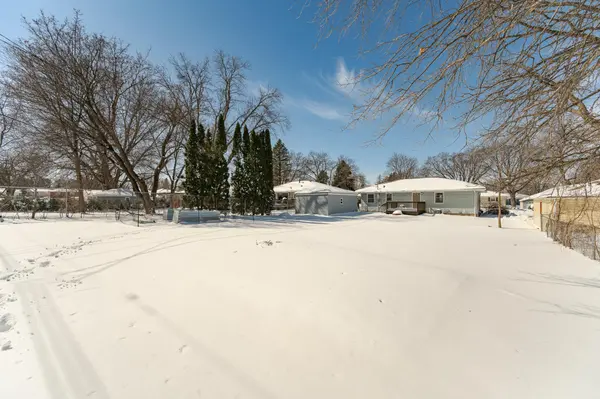 2304 15th AVE NW, Rochester, MN 55901