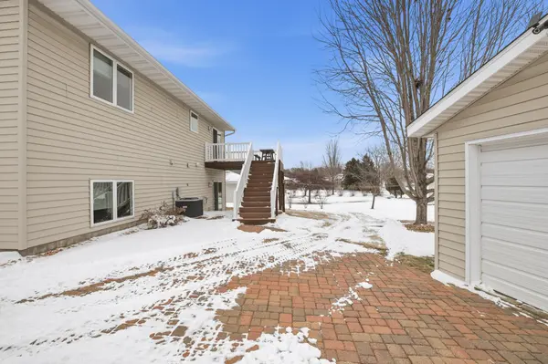 329 Golfview DR, Albany, MN 56307