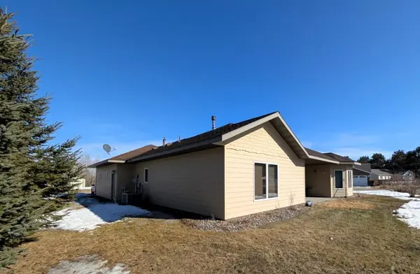 4240 Irvine AVE NW #34, Bemidji, MN 56601