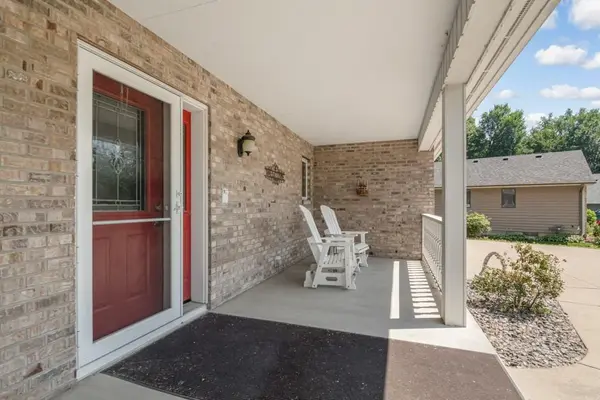 251 Revere LN N, Champlin, MN 55316
