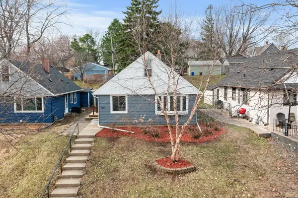700 Edgar AVE, Saint Paul, MN 55117