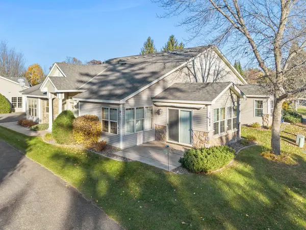 11084 Eagle Ridge WAY, Chisago City, MN 55013