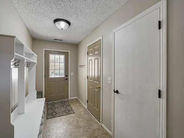9731 Saint Andrews DR, Elko New Market, MN 55020