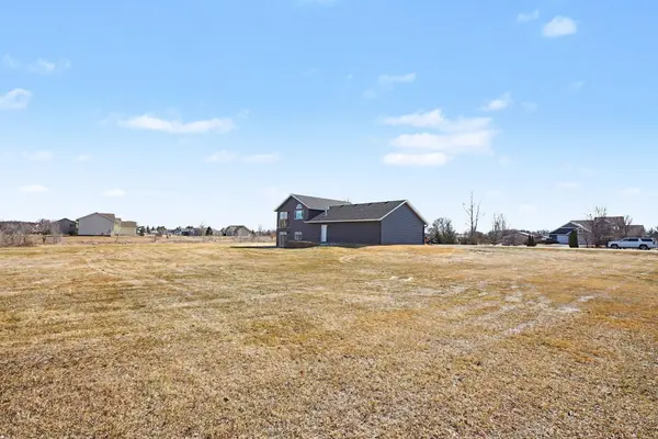 30033 145th ST NW, Princeton, MN 55371