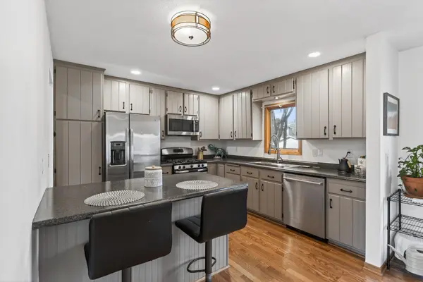 2239 William Tell RD, Saint Paul, MN 55119