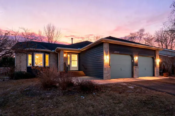 12010 Poppy ST NW, Coon Rapids, MN 55433