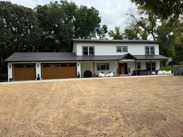 14067 62nd ST, Mayer, MN 55360