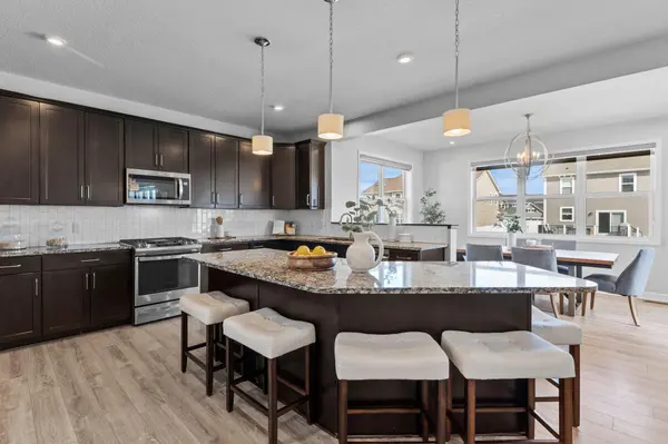 18101 Goldfinch WAY, Lakeville, MN 55044