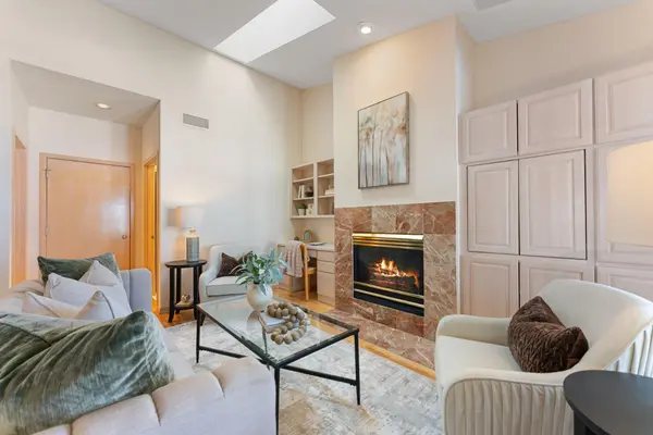 8945 Hilloway RD, Eden Prairie, MN 55347