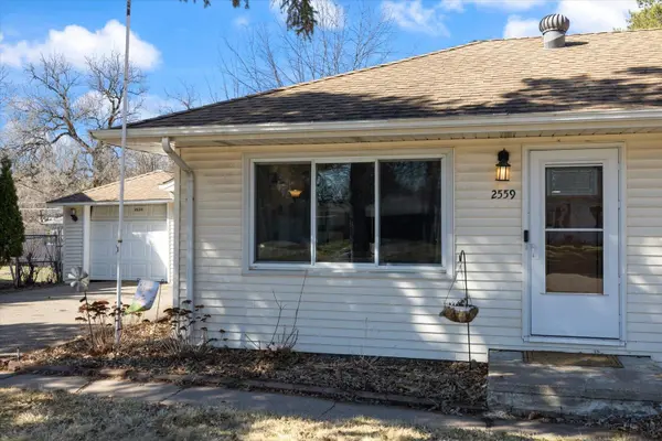 2559 Herschel ST, Roseville, MN 55113