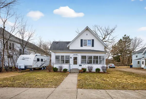305 N Prairie ST, Lake City, MN 55041