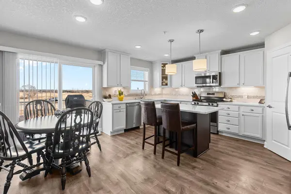 9954 5th Street LN N, Lake Elmo, MN 55042