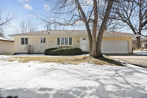 3906 Mica TRL, Eagan, MN 55122