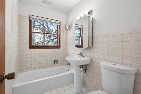 1427 Prosperity AVE, Saint Paul, MN 55106