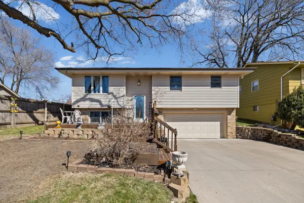 1209 45 1/2 AVE NE, Columbia Heights, MN 55421