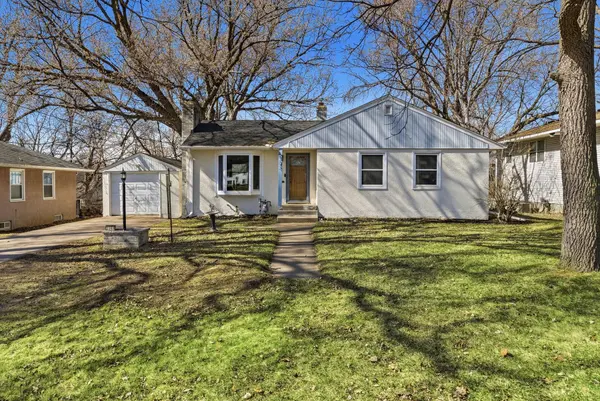 2303 7th AVE E, North Saint Paul, MN 55109