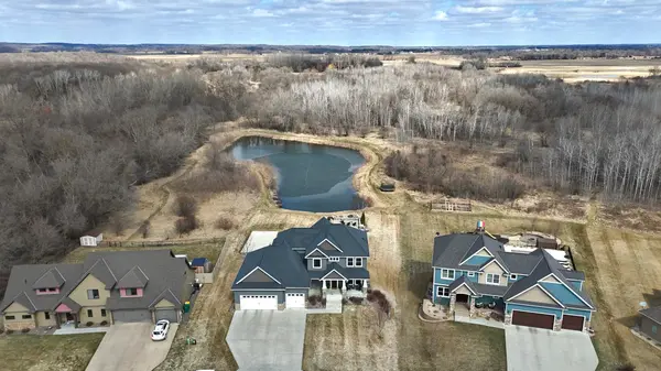 1205 Providence LN, Sartell, MN 56377