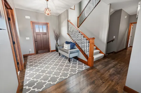 1205 Providence LN, Sartell, MN 56377