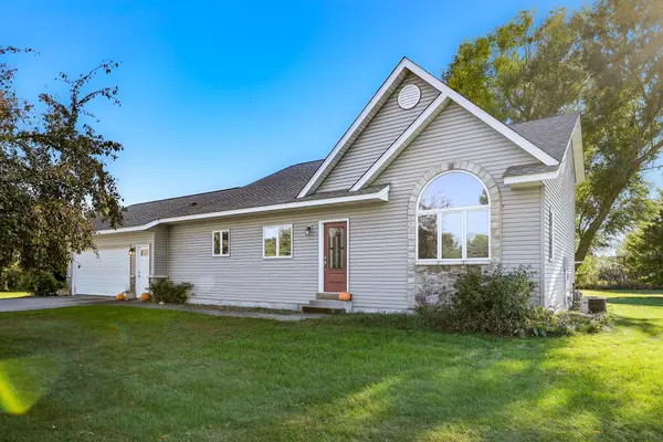 2490 91st AVE, Osceola, WI 54020