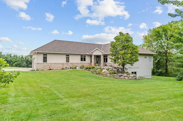 8700 Grace LN, Greenfield, MN 55357