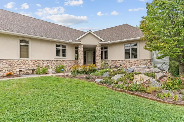 8700 Grace LN, Greenfield, MN 55357